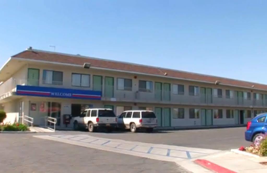 Motel 6-Bakersfield, Ca - Airport 외부 사진