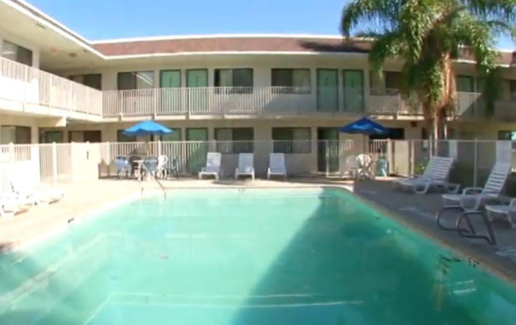 Motel 6-Bakersfield, Ca - Airport 외부 사진