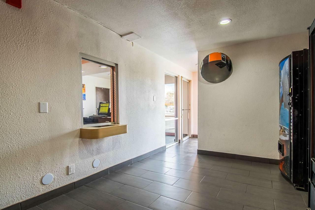 Motel 6-Bakersfield, Ca - Airport 외부 사진